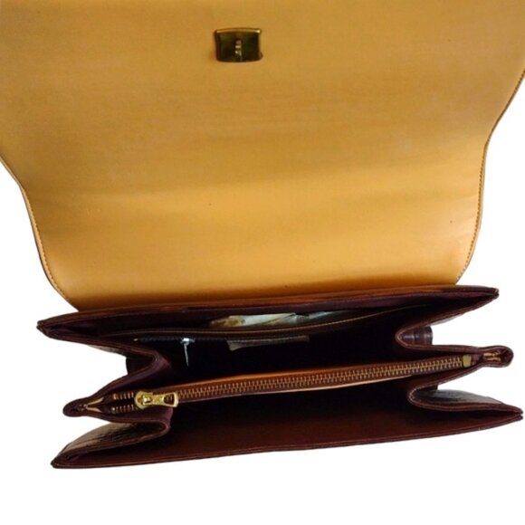 Vintage Classic Bag by Camel, Cognac Brown Faux Alligator Skin Finish - Picture 6 of 12